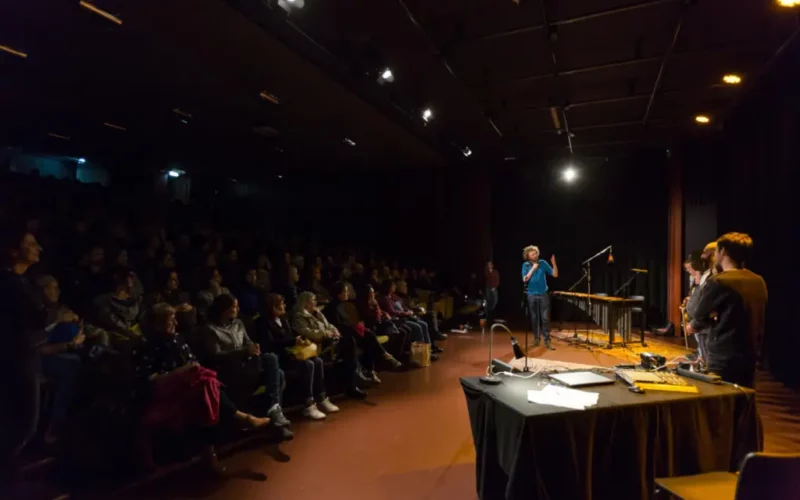 Ouest side stories, spectacle radiophonique avec Longueur d’Ondes
